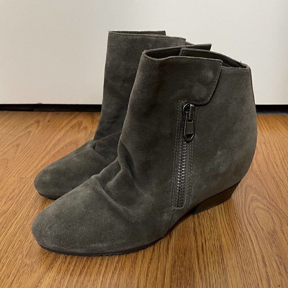 NEW Anthropologie NAYA Fillie Gray suede leather ankle boot size US 9